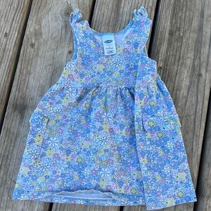 Blue floral Old Navy dress with working pockets